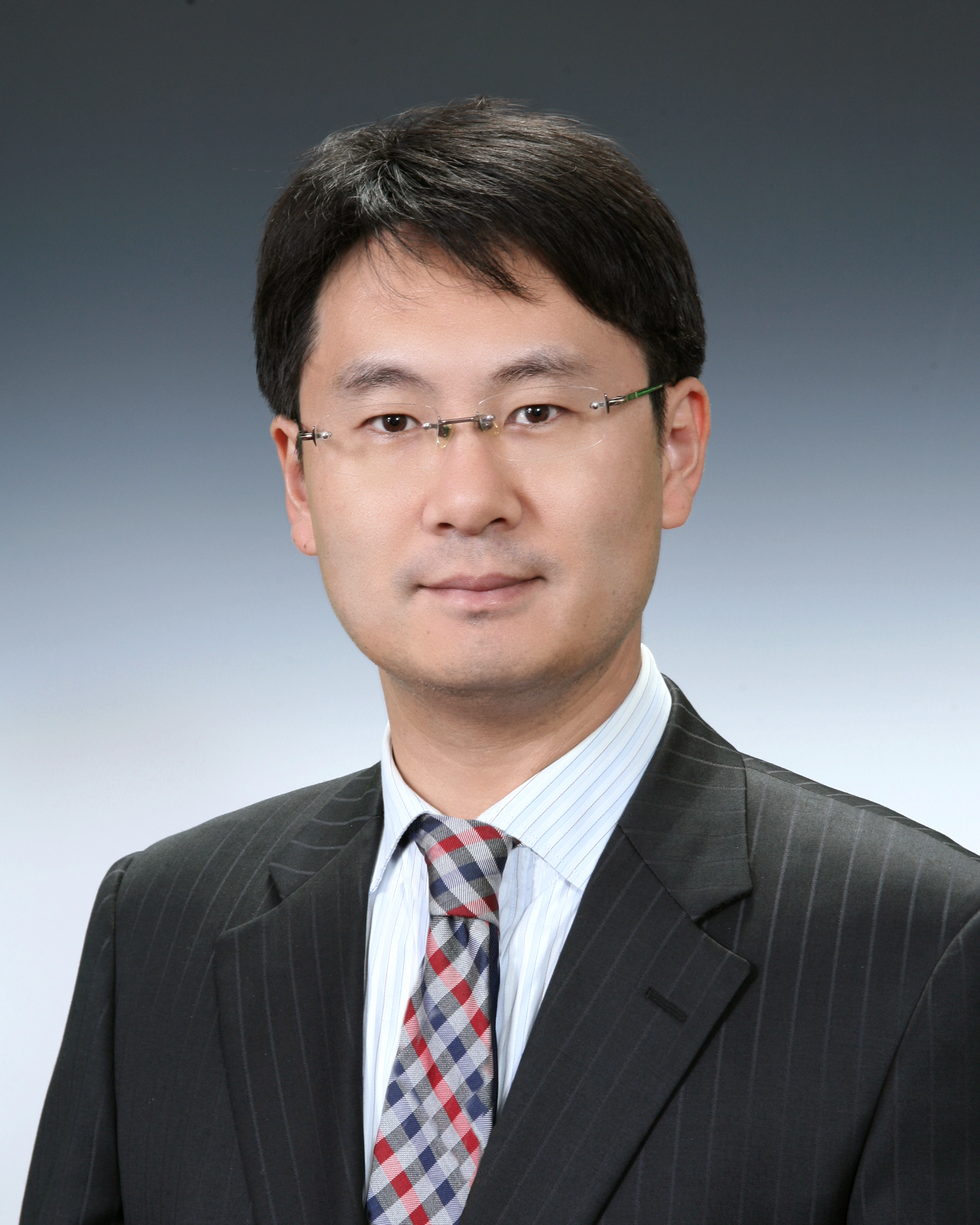 강동구( Kang, Dong-Ku) 사진