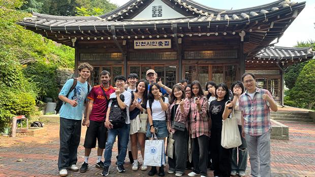 AI와 현장 실습 결합한 MICE 기획 인재 양성... 인천대, 실무형 청년 교육 성료 대표이미지